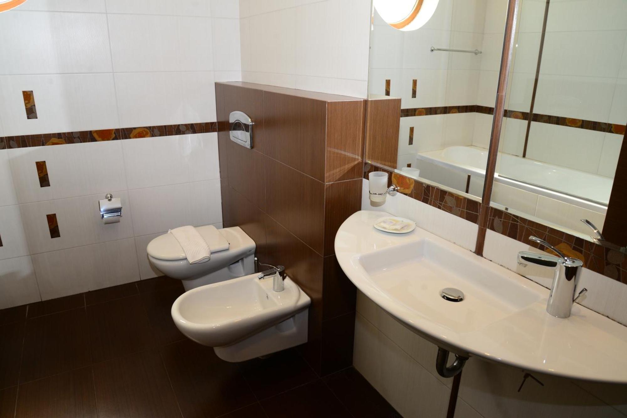 North Beach Hotel Primorsko Exterior photo